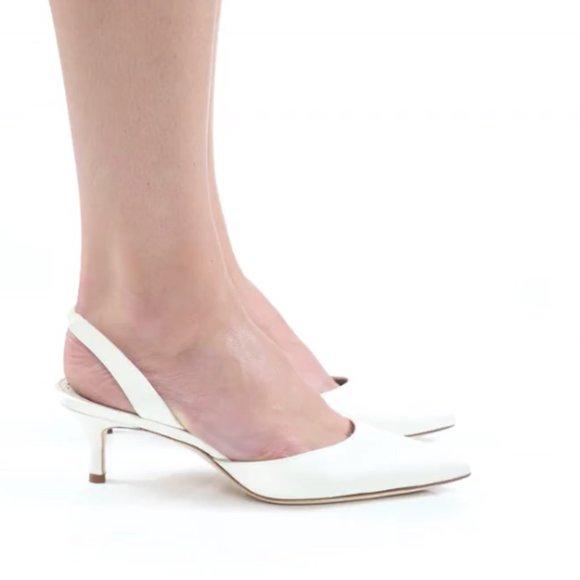 Manolo Blahnik - CAROLYNE BRIDE white satin pumps - Picture 3 of 11